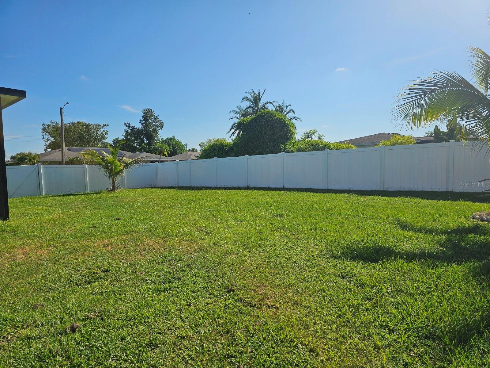 Image 44 of 44 For 3050 Beacon Drive
