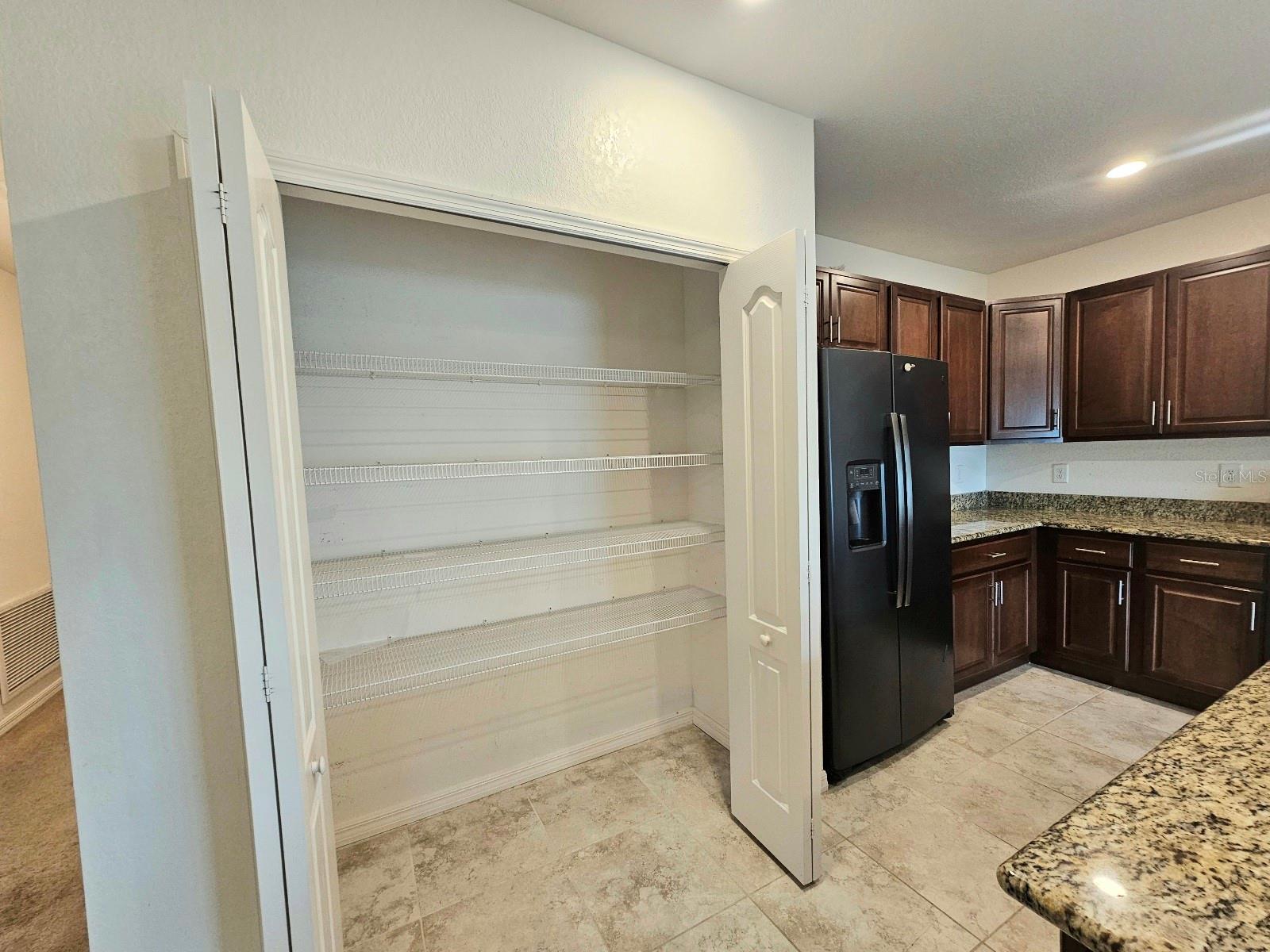 Image 6 of 44 For 3050 Beacon Drive