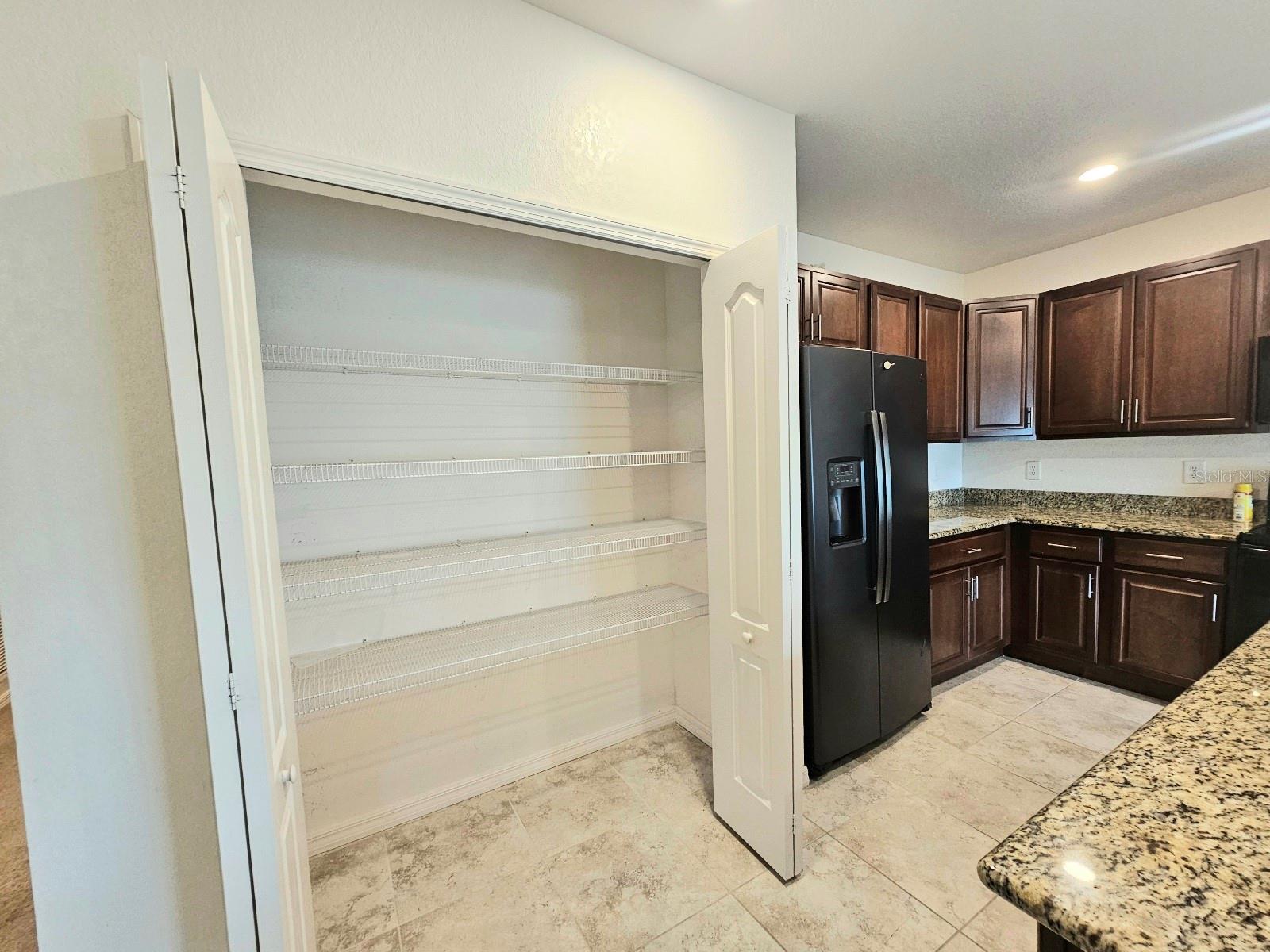Image 7 of 44 For 3050 Beacon Drive