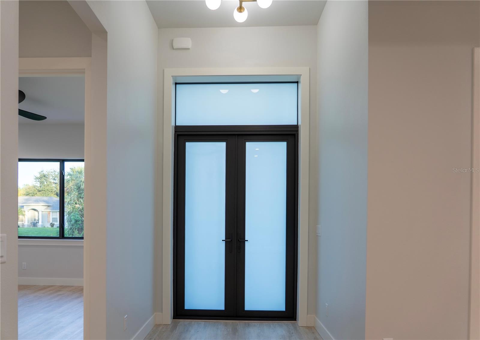 Image 25 of 60 For 1493 Boswell Street