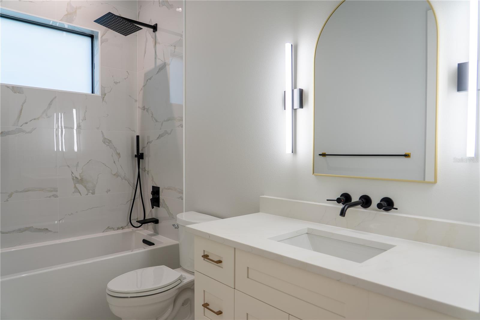 Image 30 of 60 For 1493 Boswell Street