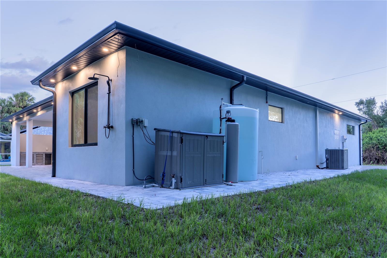 Image 55 of 60 For 1493 Boswell Street