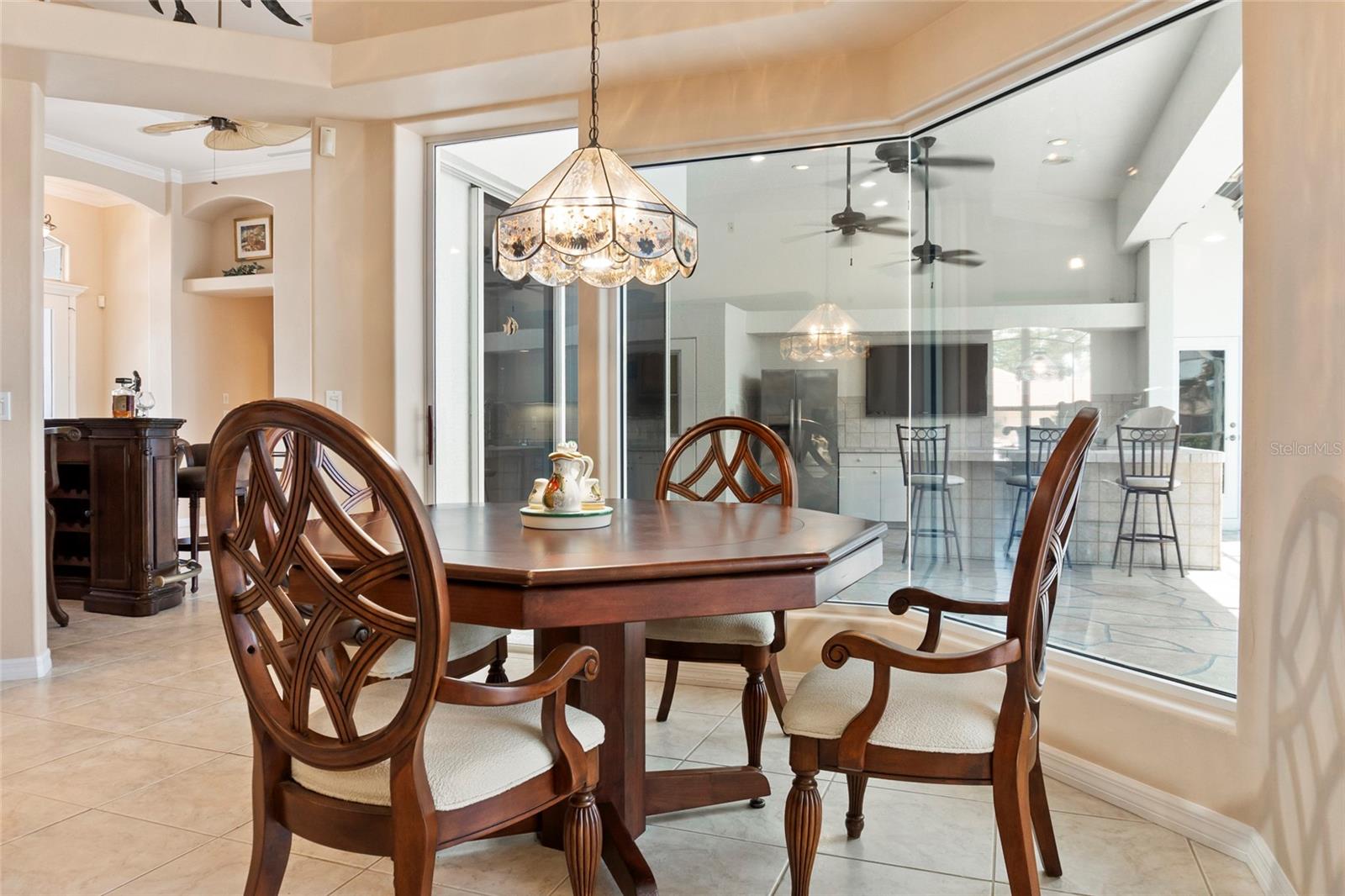 Image 22 of 50 For 1875 Canary Palm Way