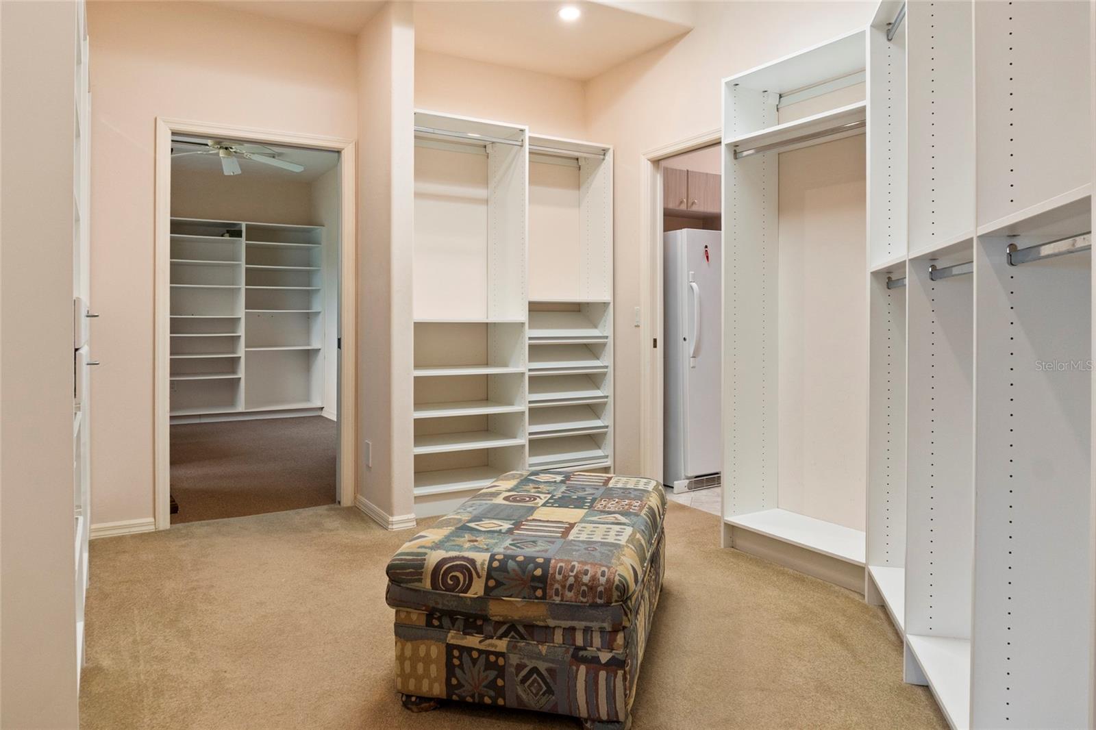 Image 41 of 50 For 1875 Canary Palm Way