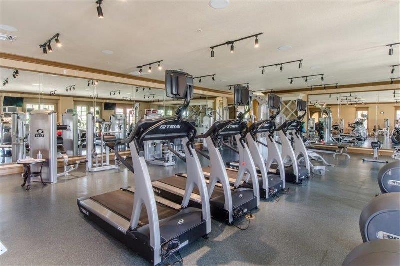 Image 25 of 28 For 85 Vivante Boulevard 8525 (205)