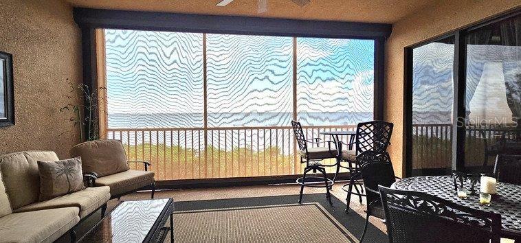 Image 4 of 28 For 85 Vivante Boulevard 8525 (205)