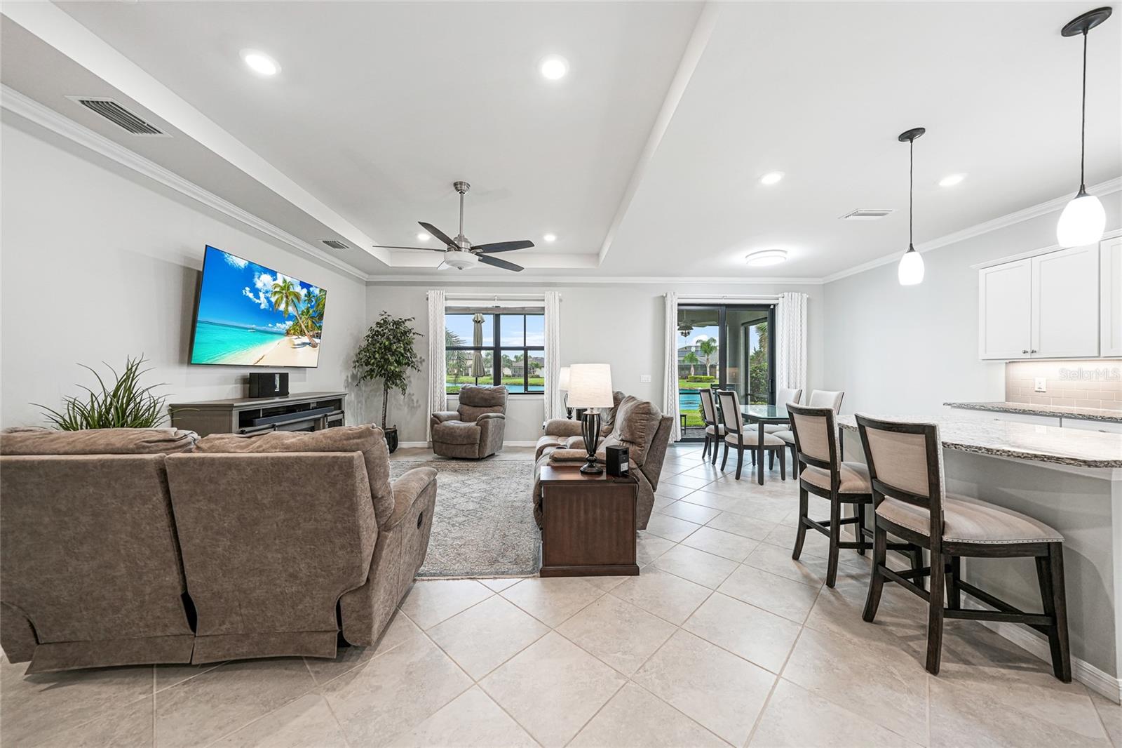 Image 10 of 31 For 2455 Marton Oak Boulevard