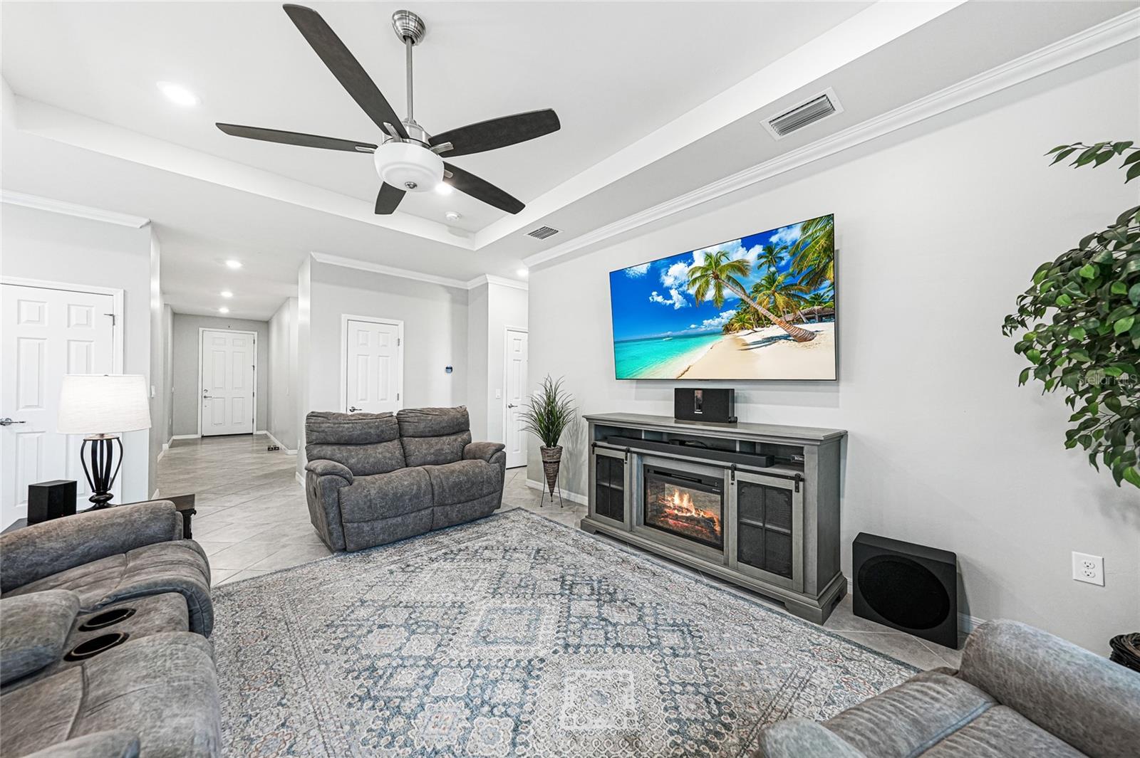 Image 13 of 31 For 2455 Marton Oak Boulevard