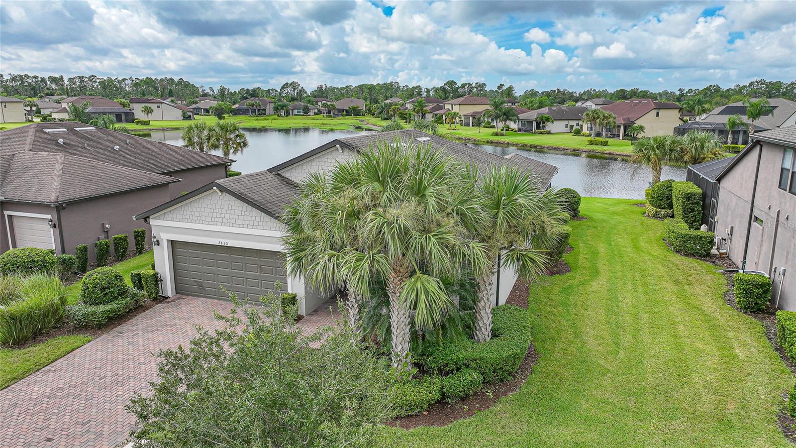 Image 4 of 31 For 2455 Marton Oak Boulevard