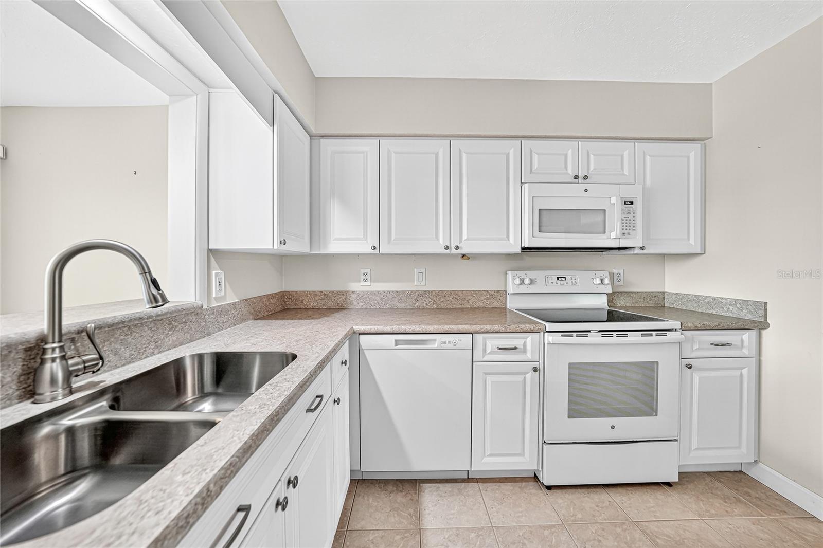 Image 10 of 30 For 1710 Loralin Drive