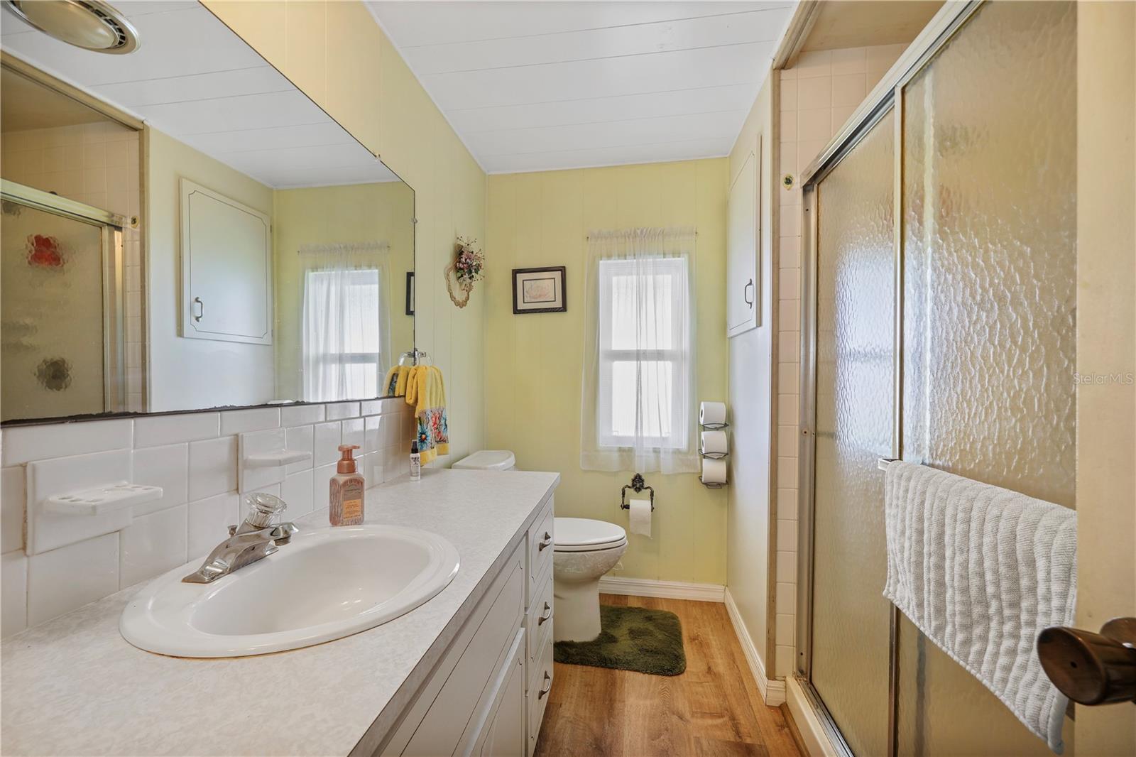 Image 26 of 90 For 2100 Kings Highway 516