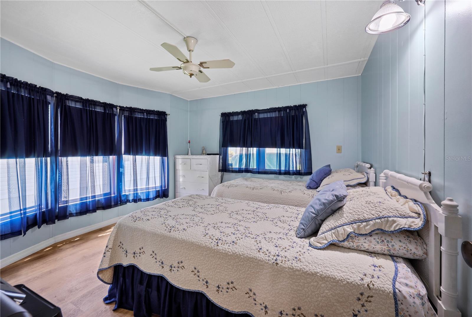 Image 28 of 90 For 2100 Kings Highway 516