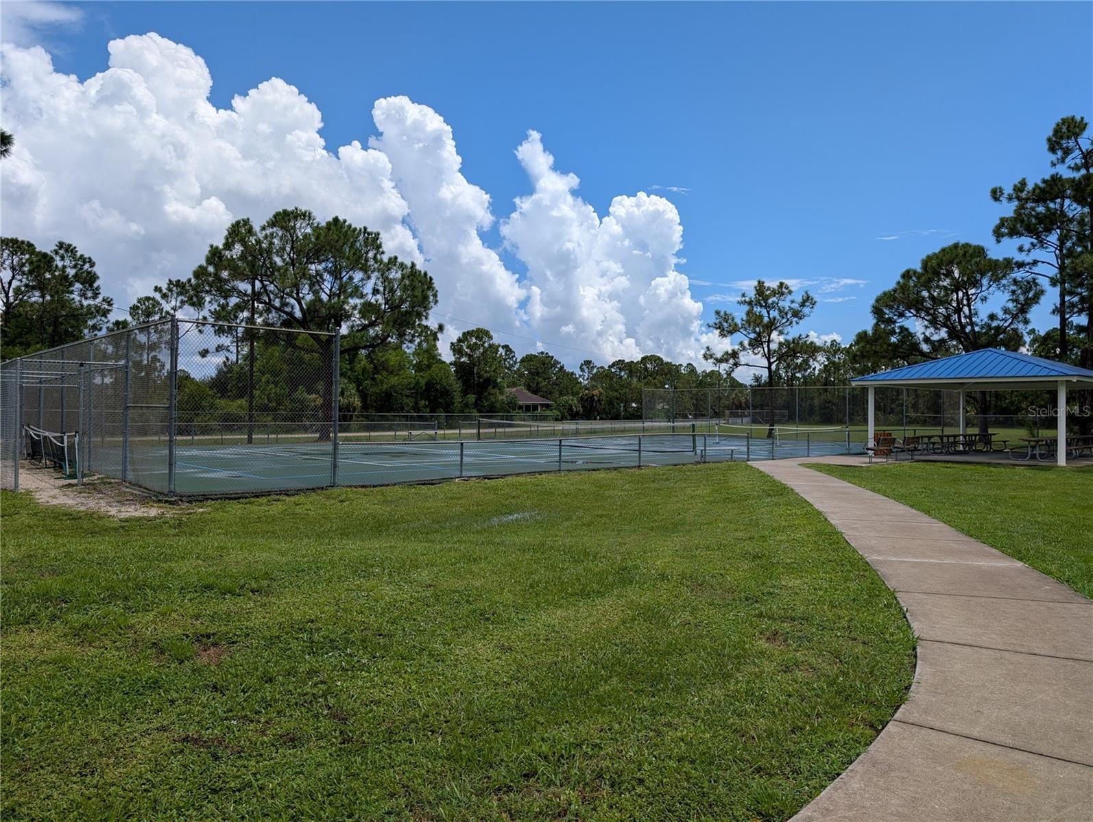 Image 9 of 16 For 13441 Green Gulf Boulevard