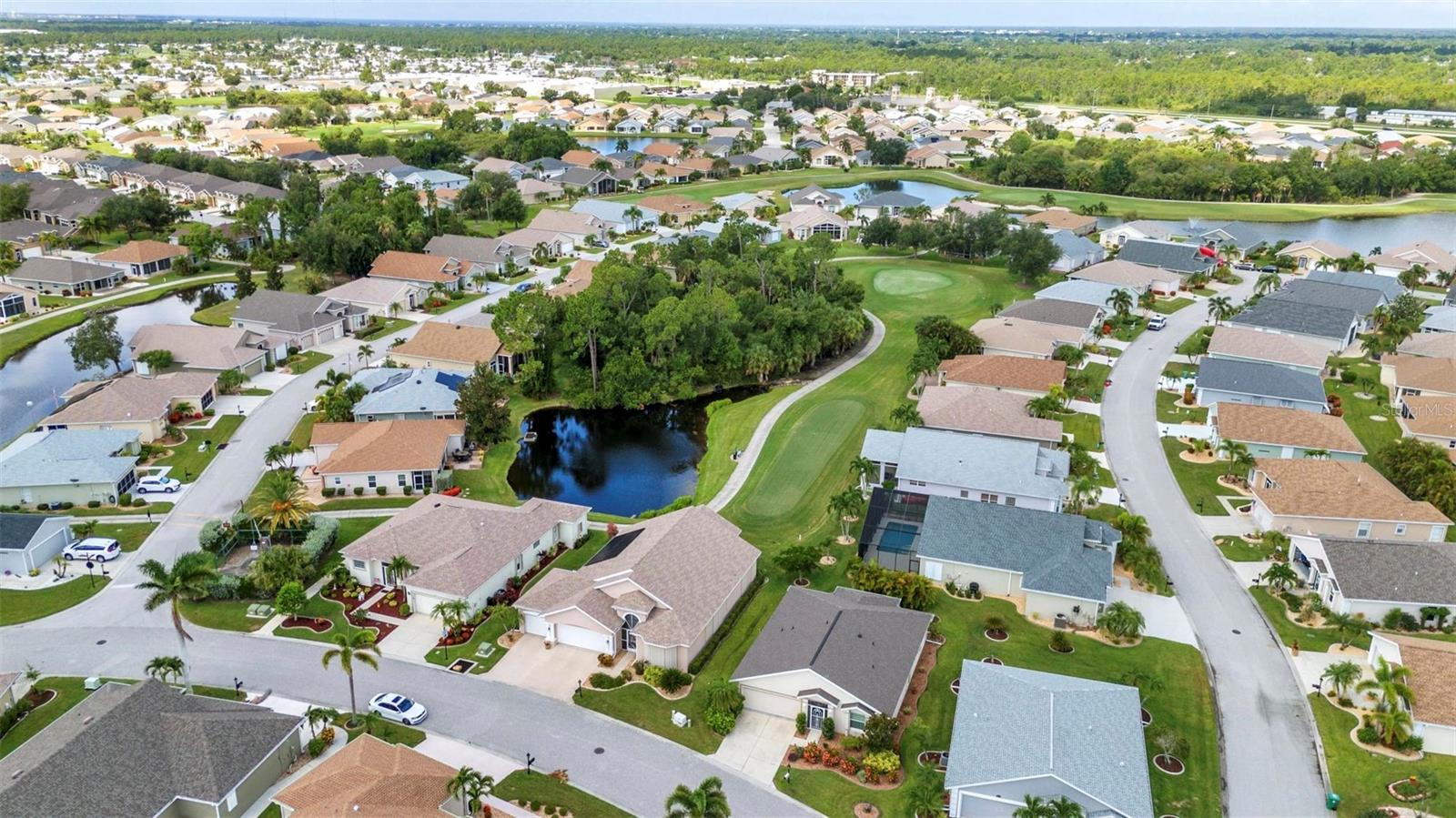 Image 18 of 40 For 24419 Buckingham Way