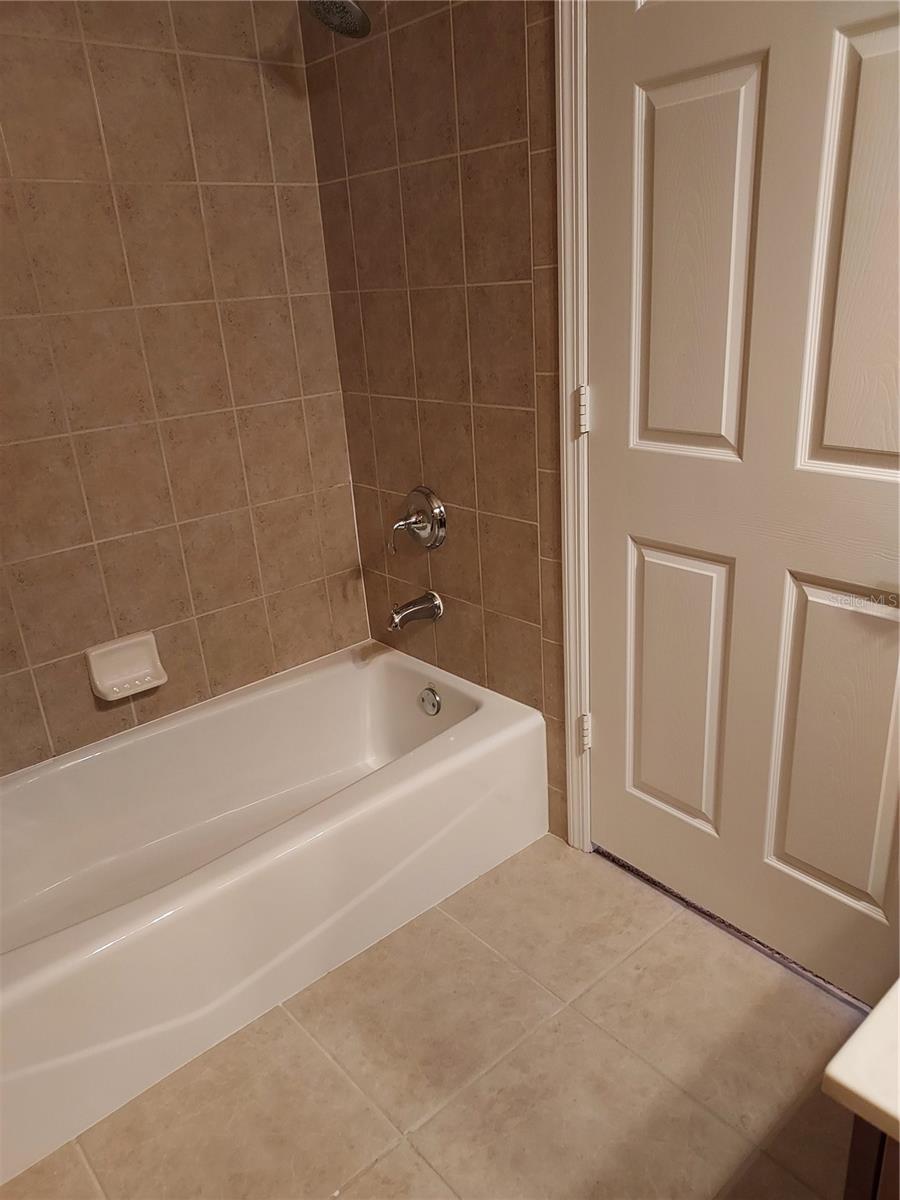 Image 9 of 20 For 17288 Acapulco Road 422