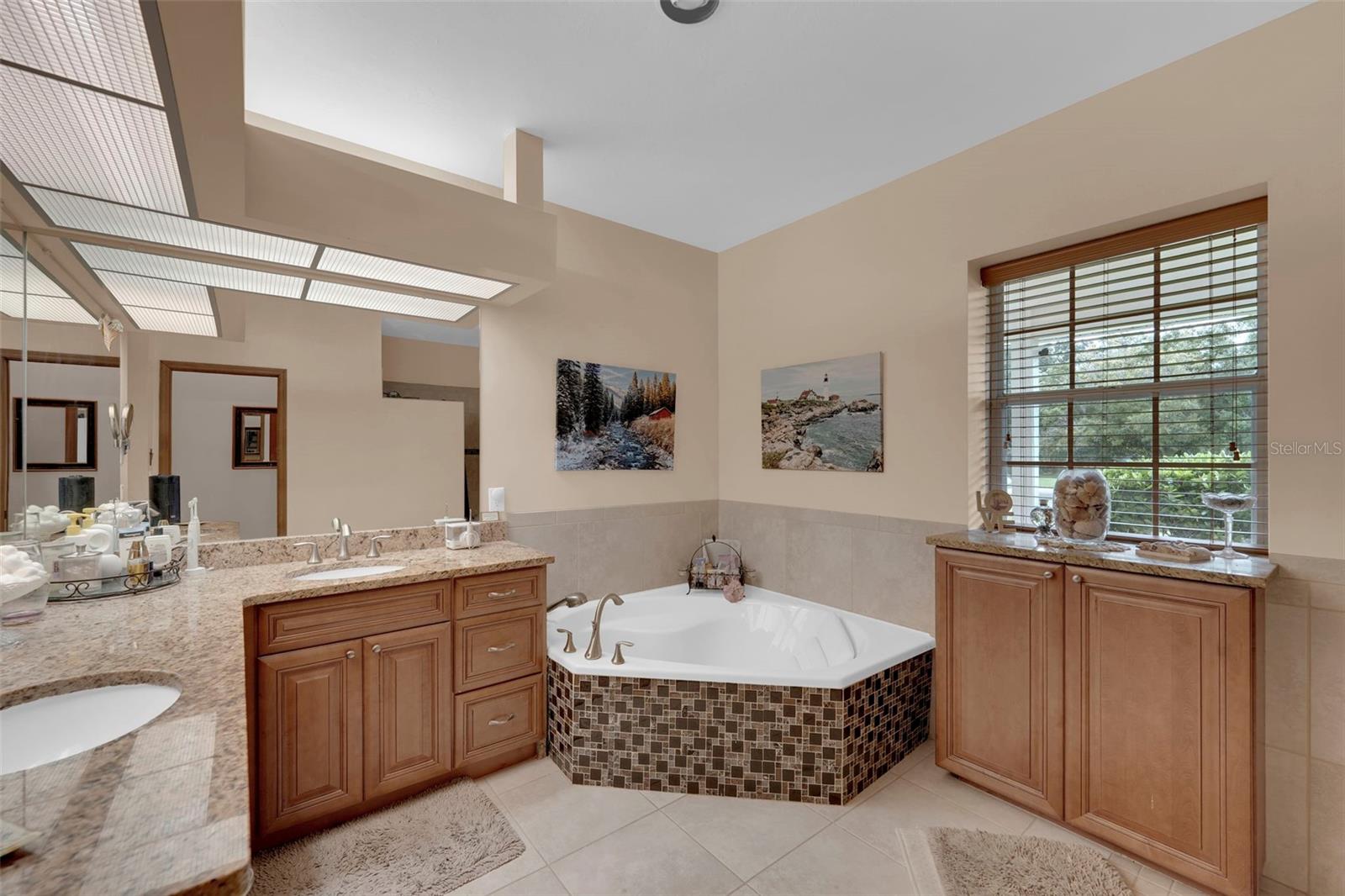 Image 12 of 43 For 4691 Long Lake Drive