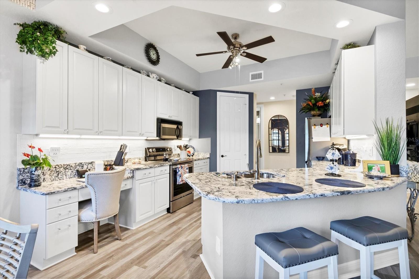 Image 15 of 74 For 97 Vivante Boulevard 204