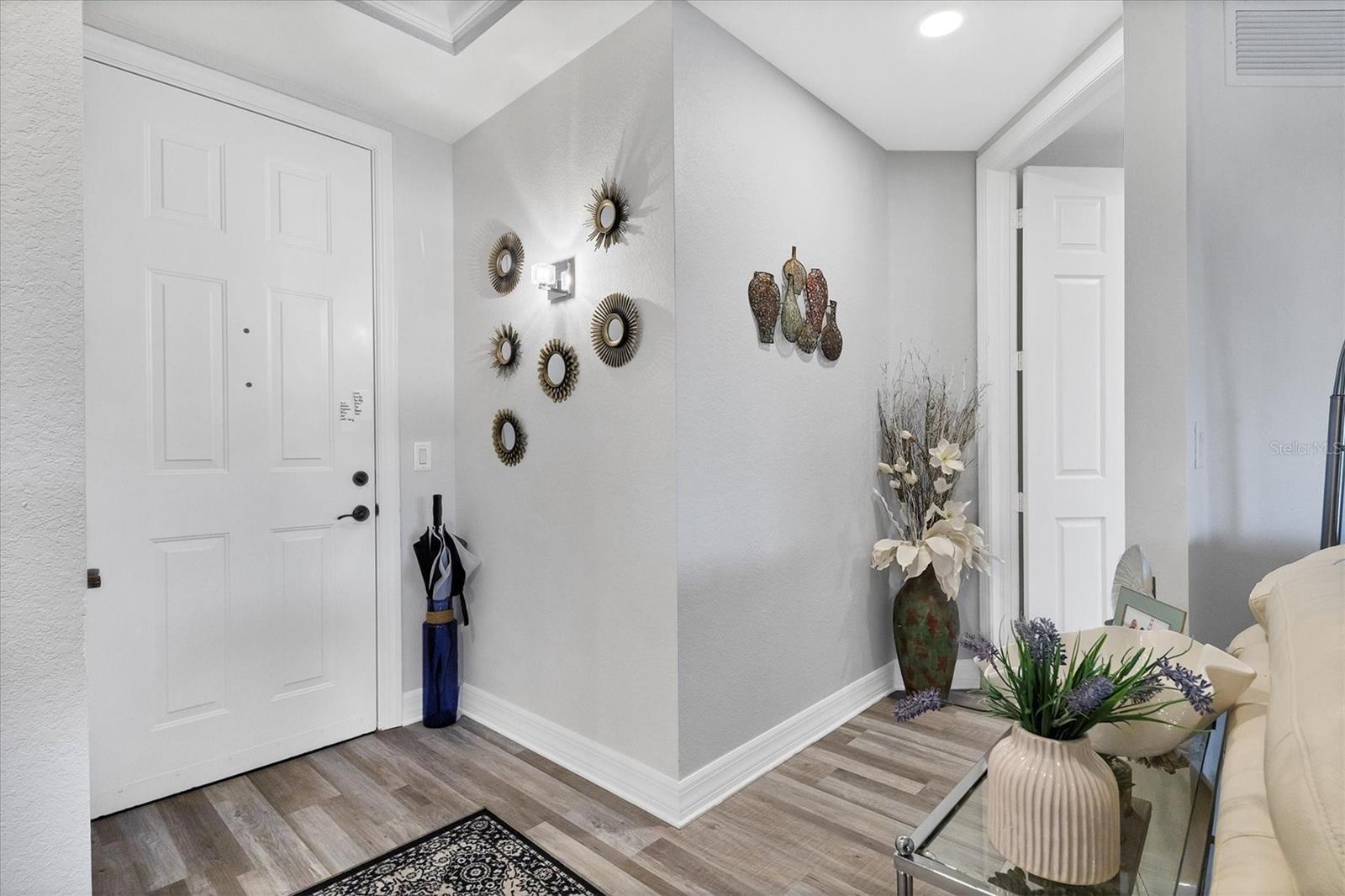 Image 6 of 74 For 97 Vivante Boulevard 204
