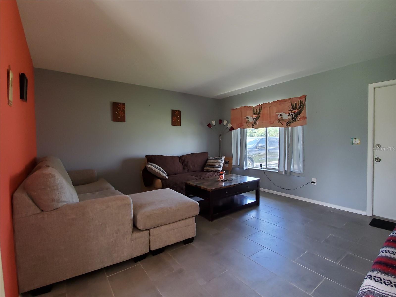 Image 3 of 32 For 3950 Pan American Blvd