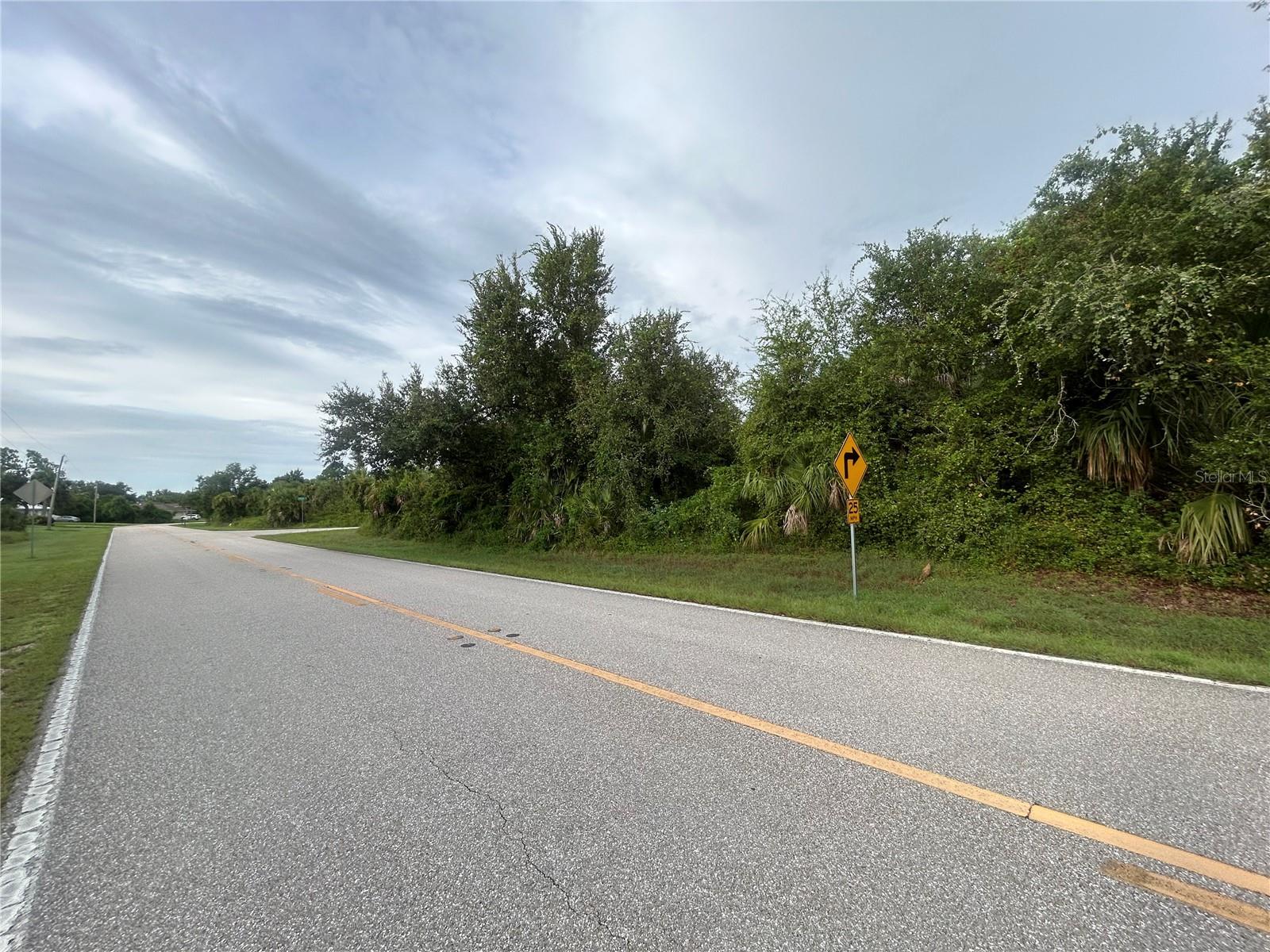 Image 6 of 7 For 3195 Como Street