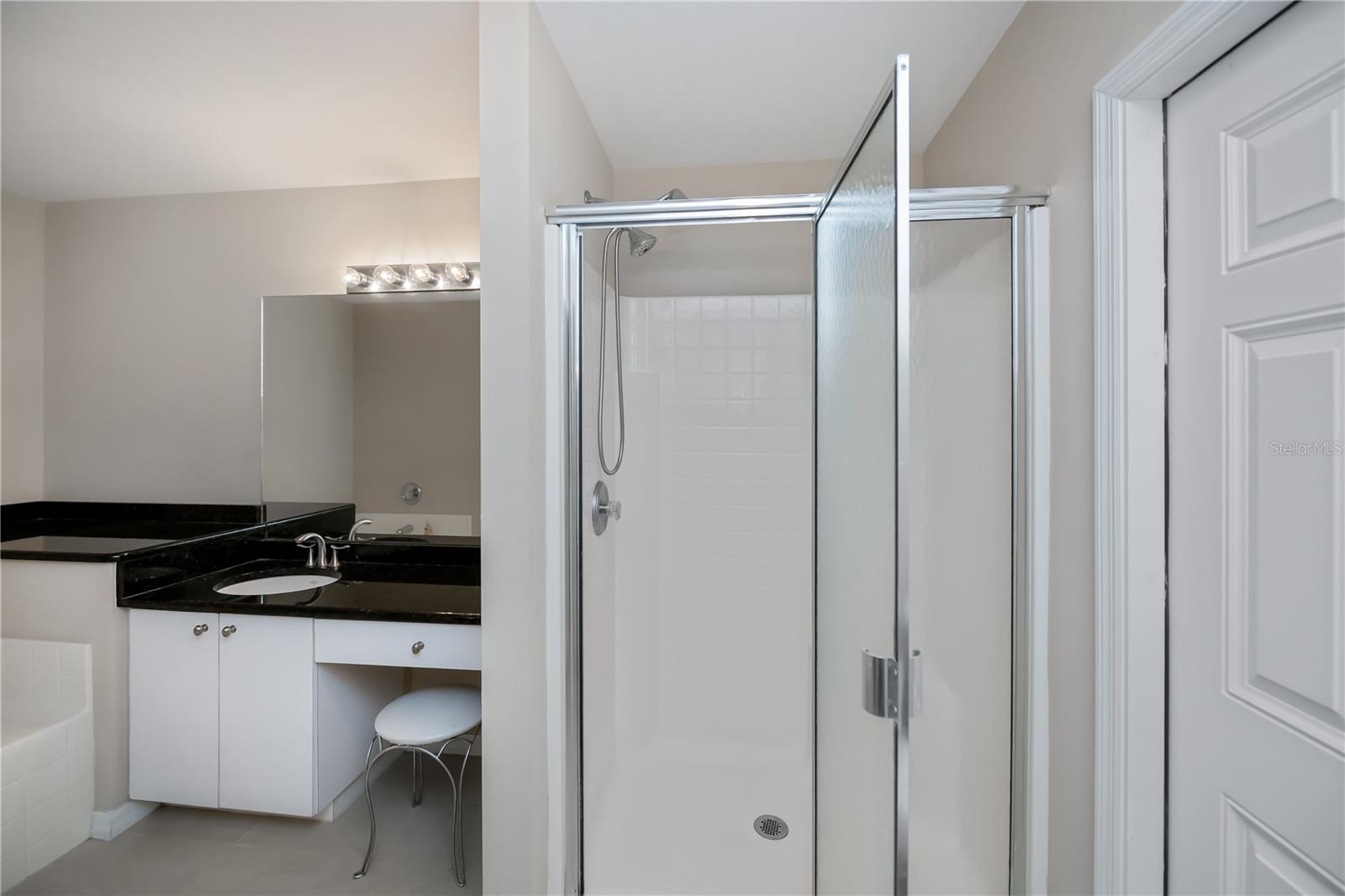 Image 35 of 69 For 1391 Abalom Street