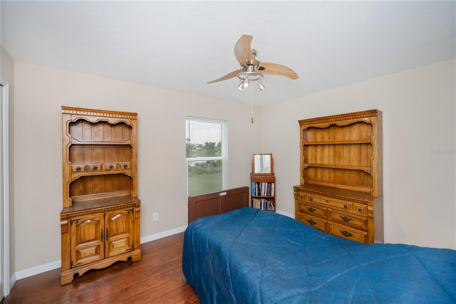 Image 37 of 69 For 1391 Abalom Street