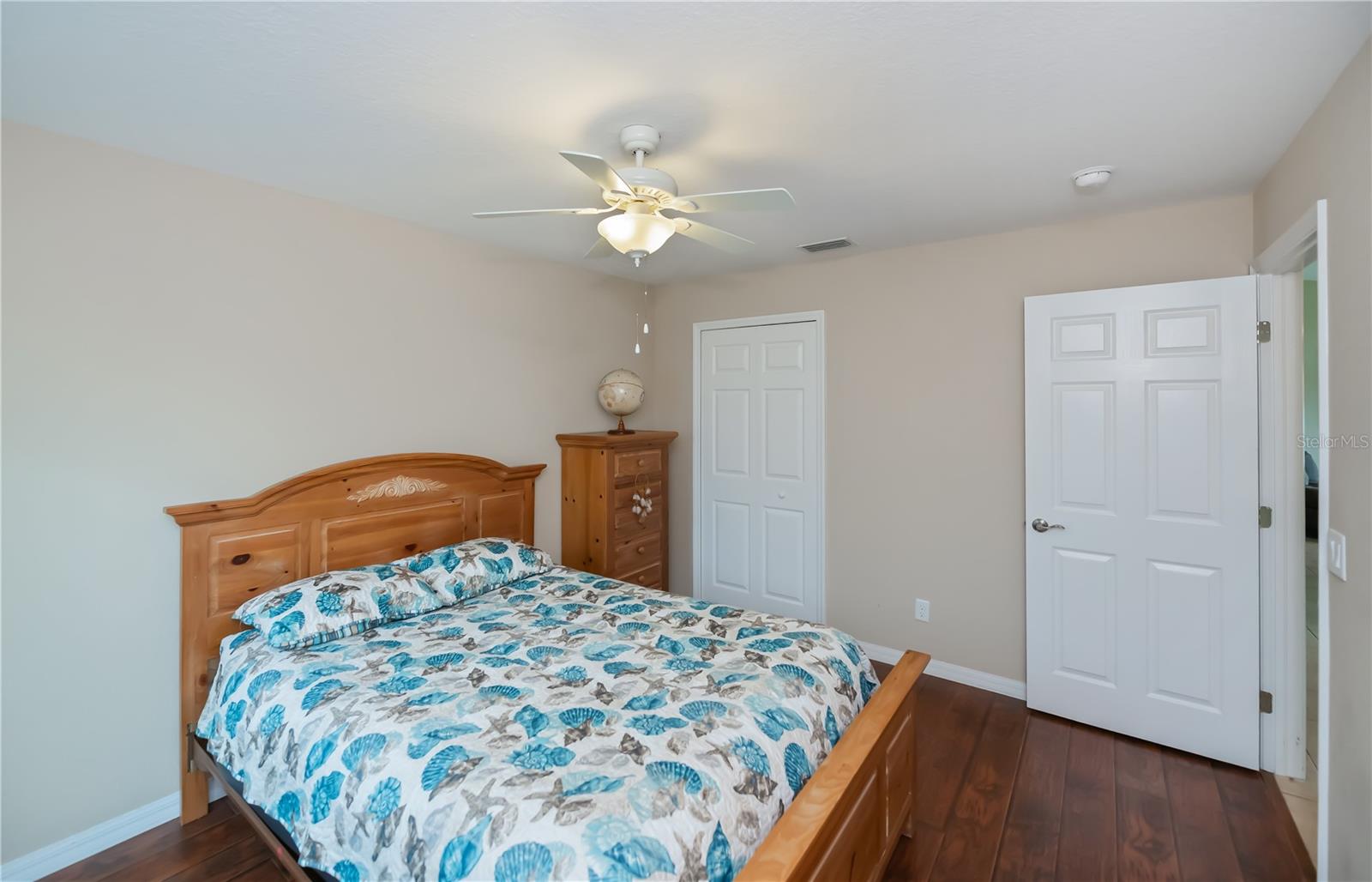 Image 43 of 69 For 1391 Abalom Street