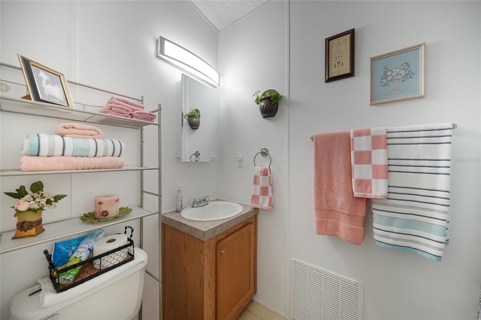 Image 23 of 42 For 7760 Golf Boulevard