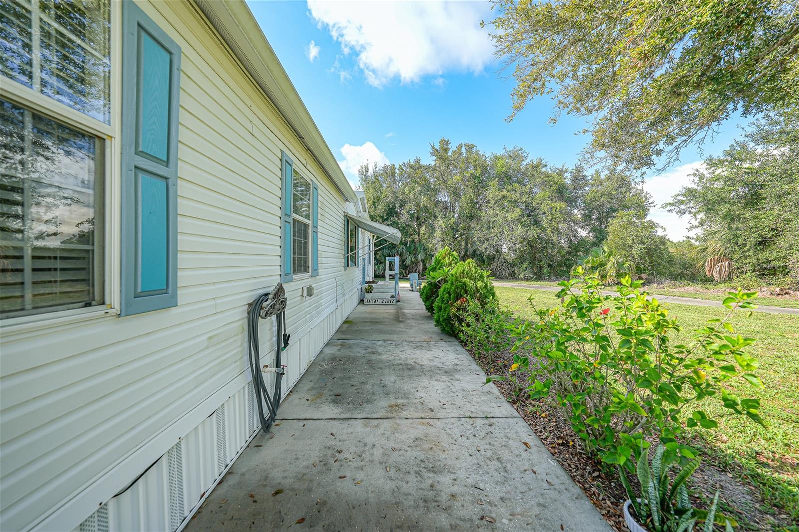 Image 28 of 42 For 7760 Golf Boulevard