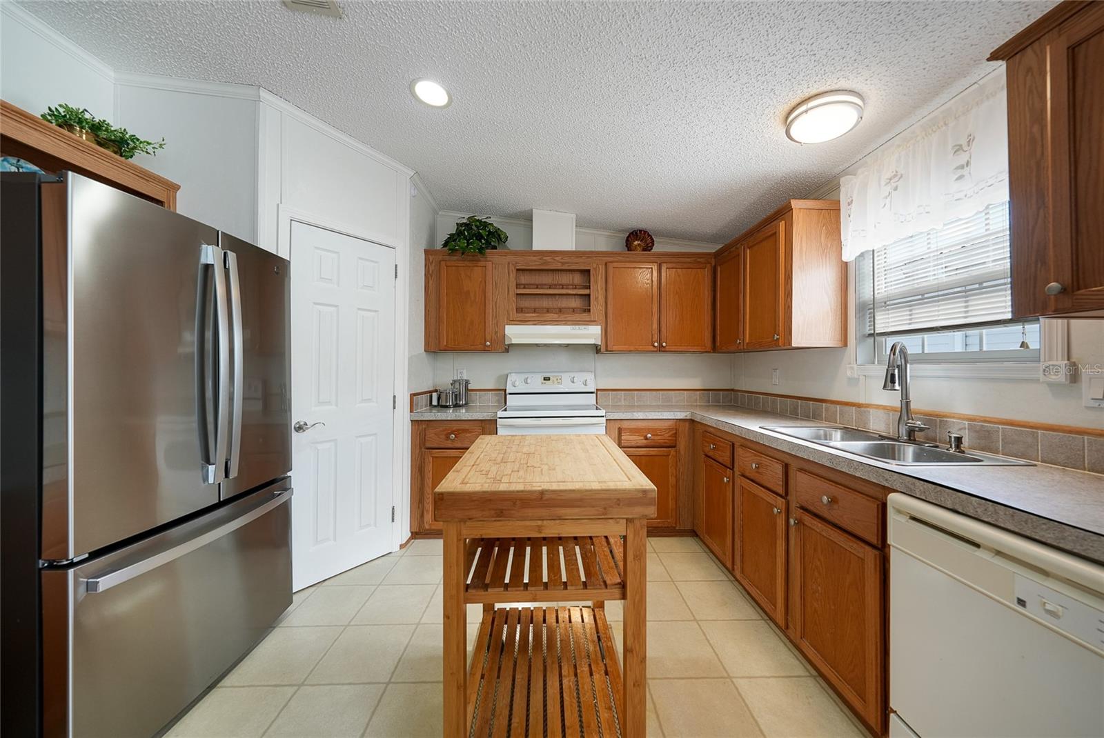 Image 9 of 42 For 7760 Golf Boulevard