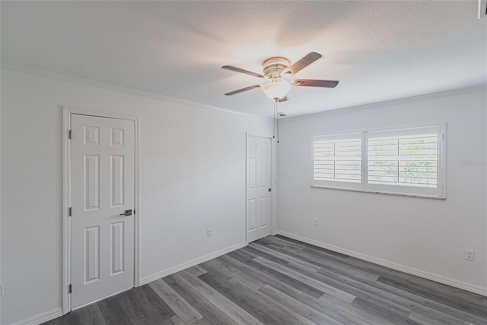 Image 11 of 32 For 326 Grace Street