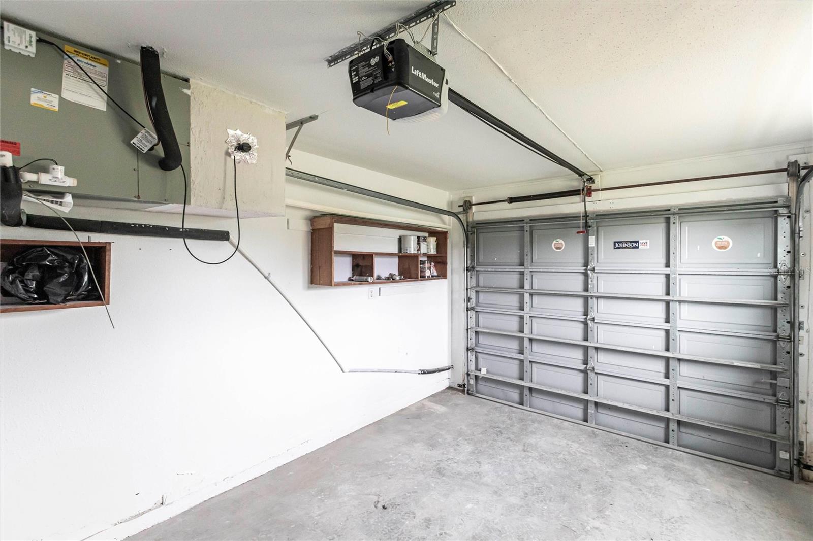 Image 19 of 32 For 326 Grace Street