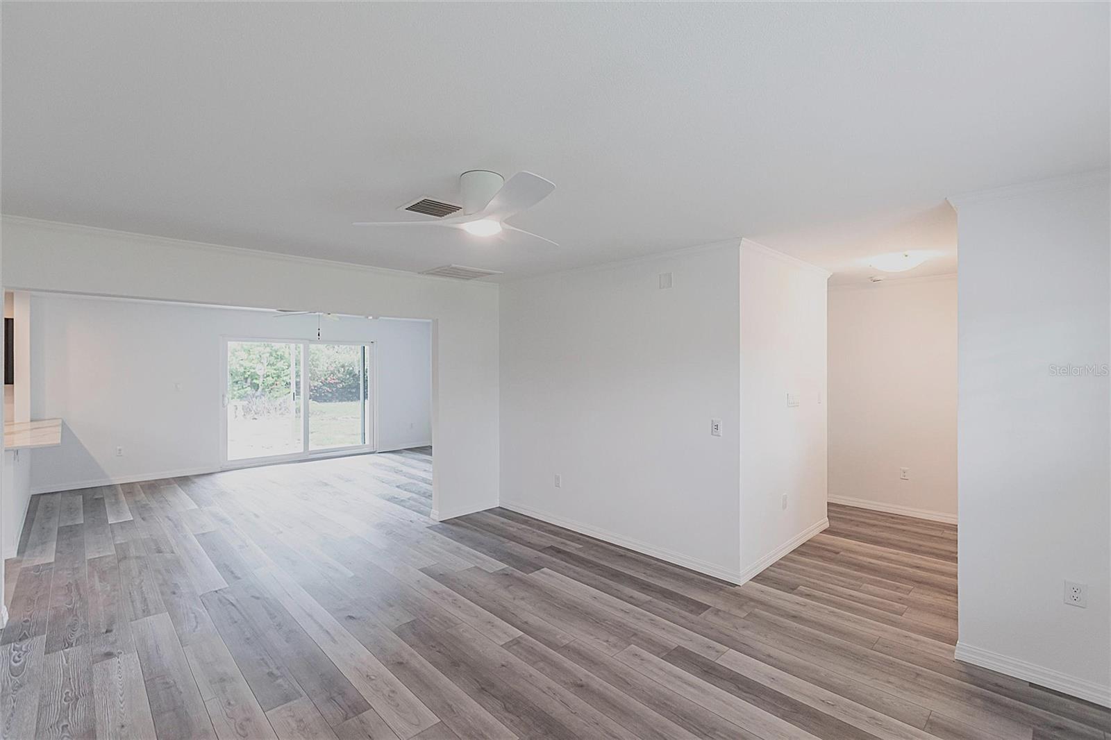 Image 3 of 32 For 326 Grace Street