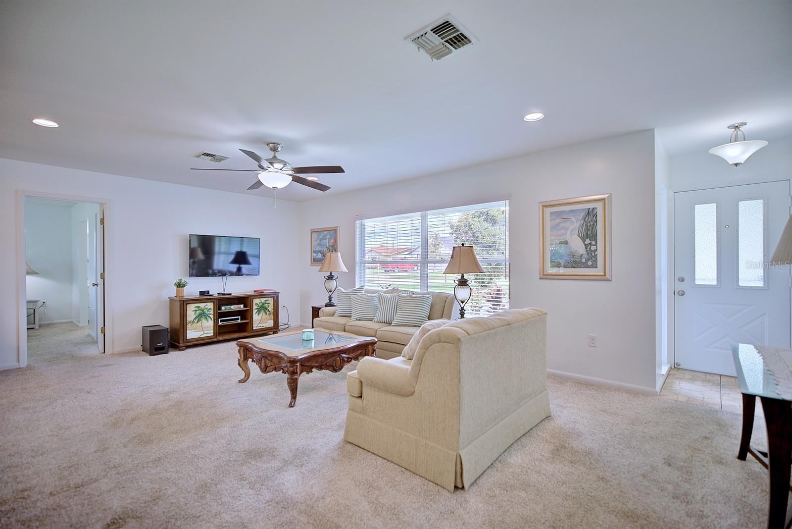 Image 16 of 45 For 125 Orange Road Ne