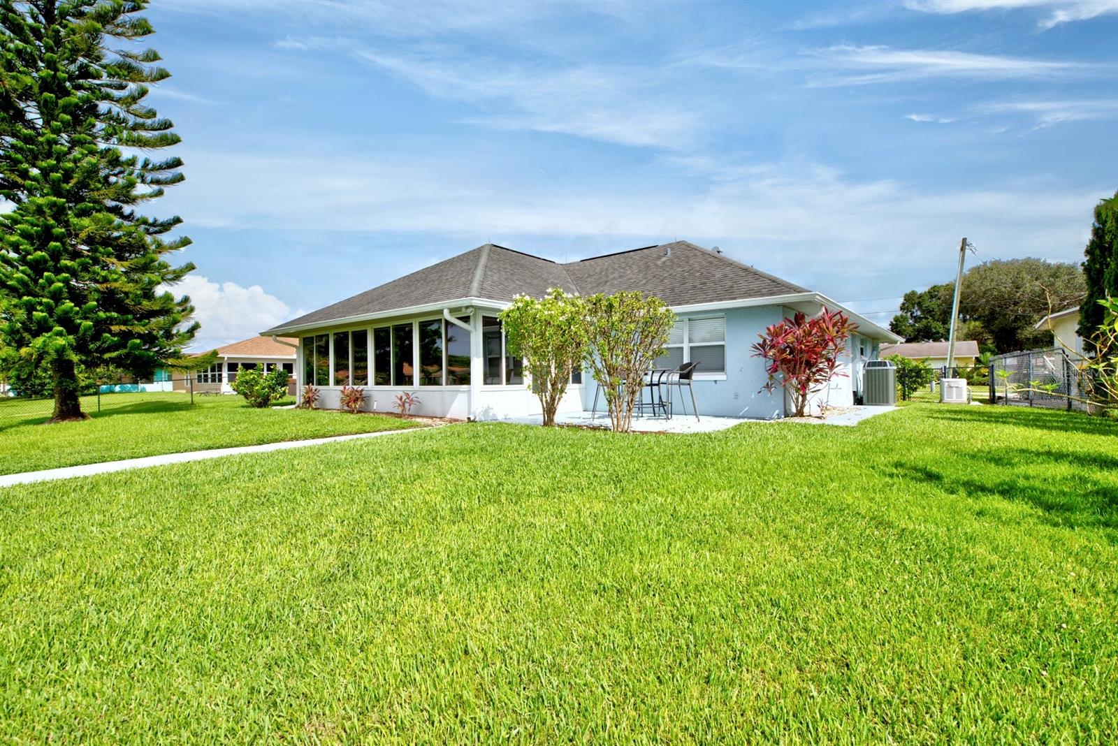 Image 40 of 45 For 125 Orange Road Ne