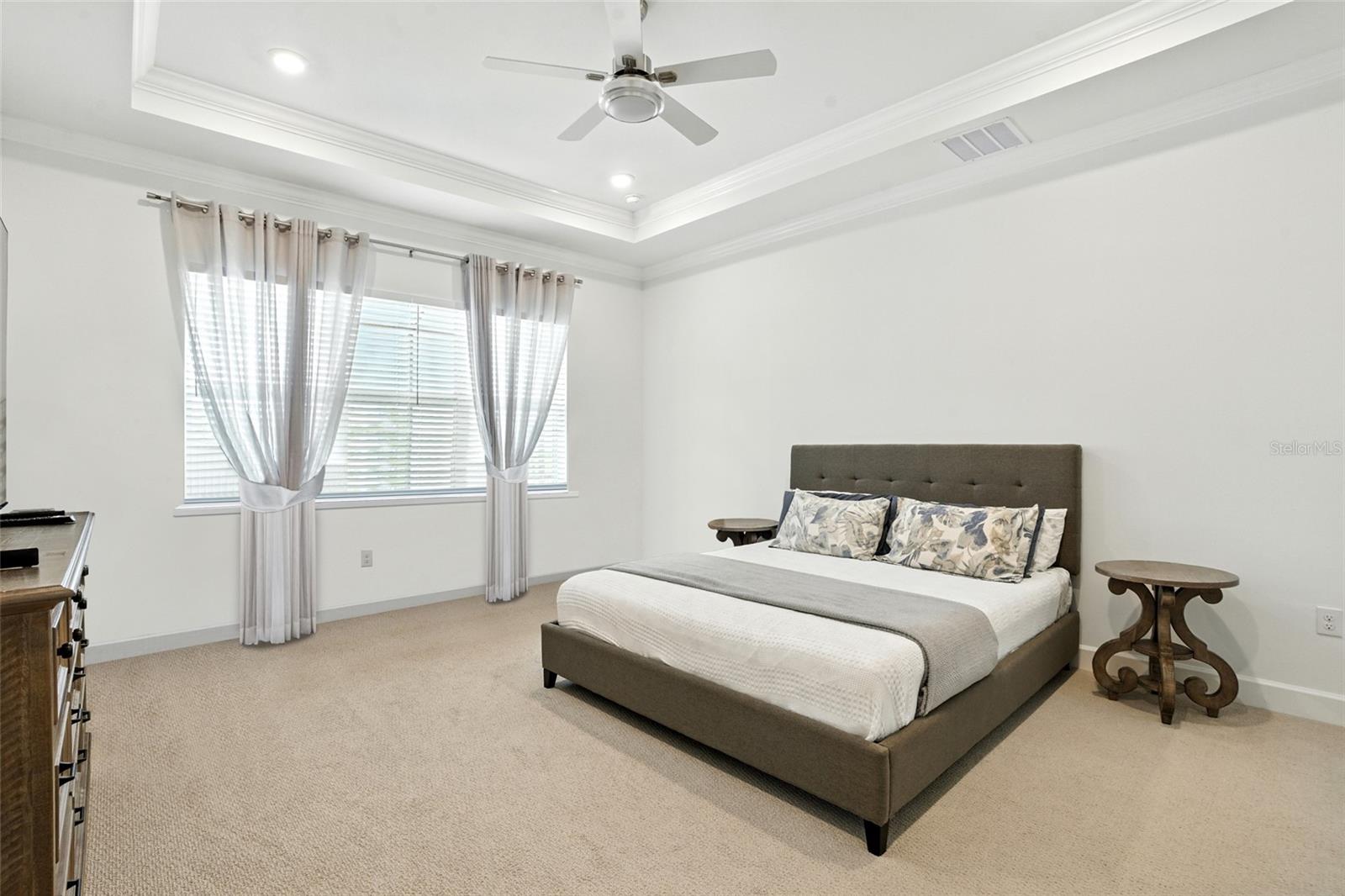 Image 24 of 43 For 7002 Del Webb Oak Creek Boulevard