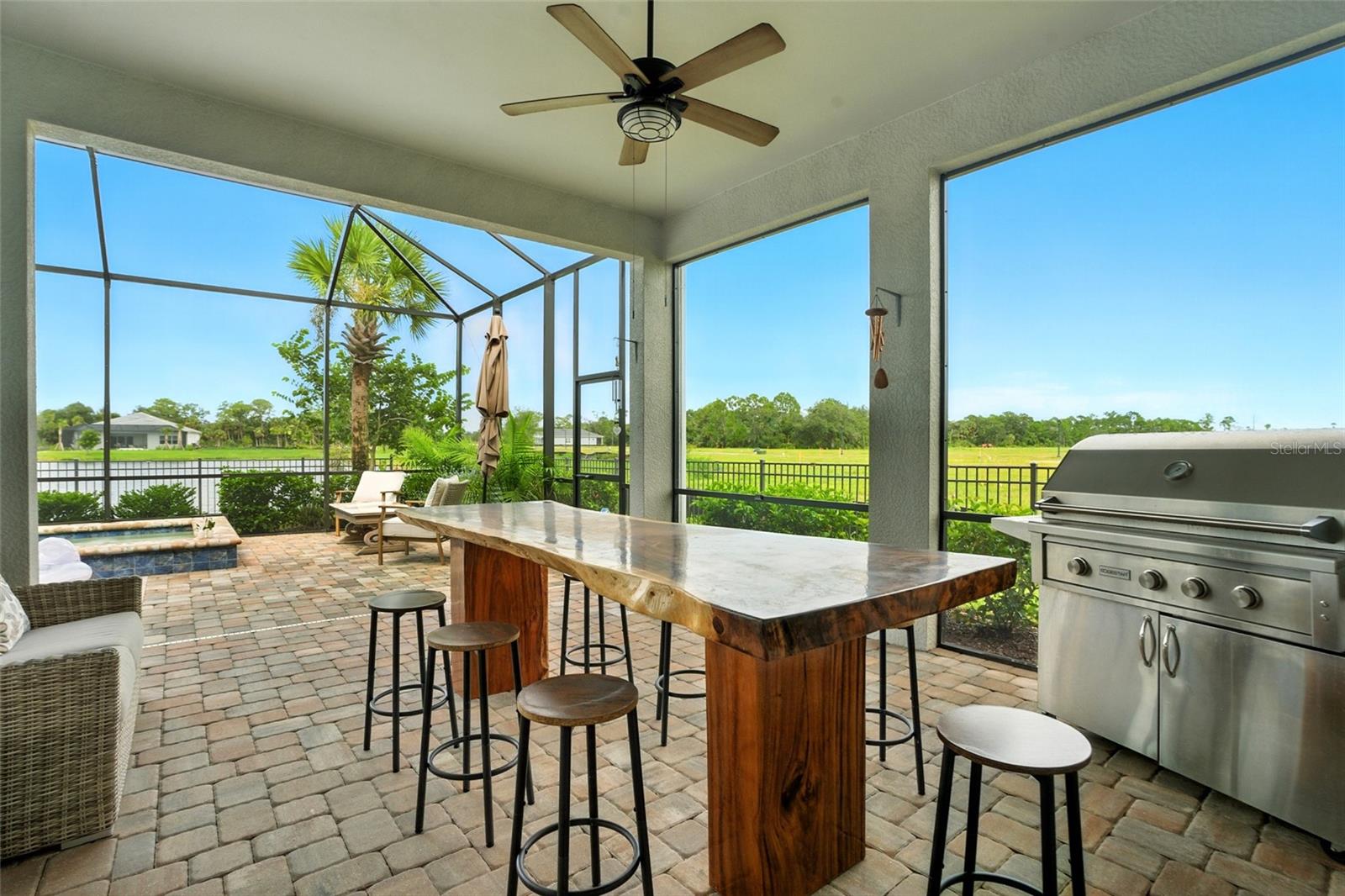 Image 4 of 43 For 7002 Del Webb Oak Creek Boulevard