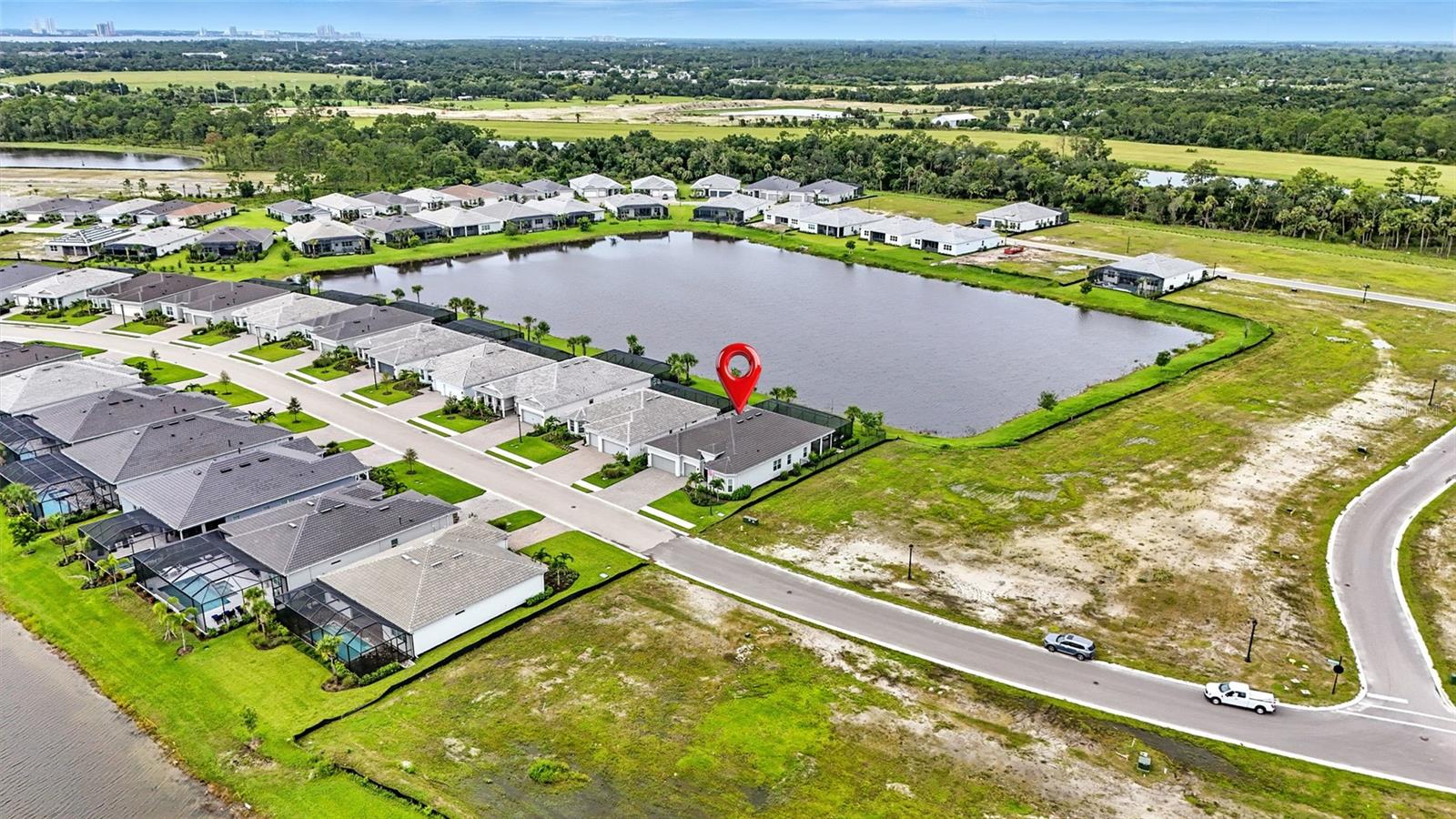 Image 7 of 43 For 7002 Del Webb Oak Creek Boulevard