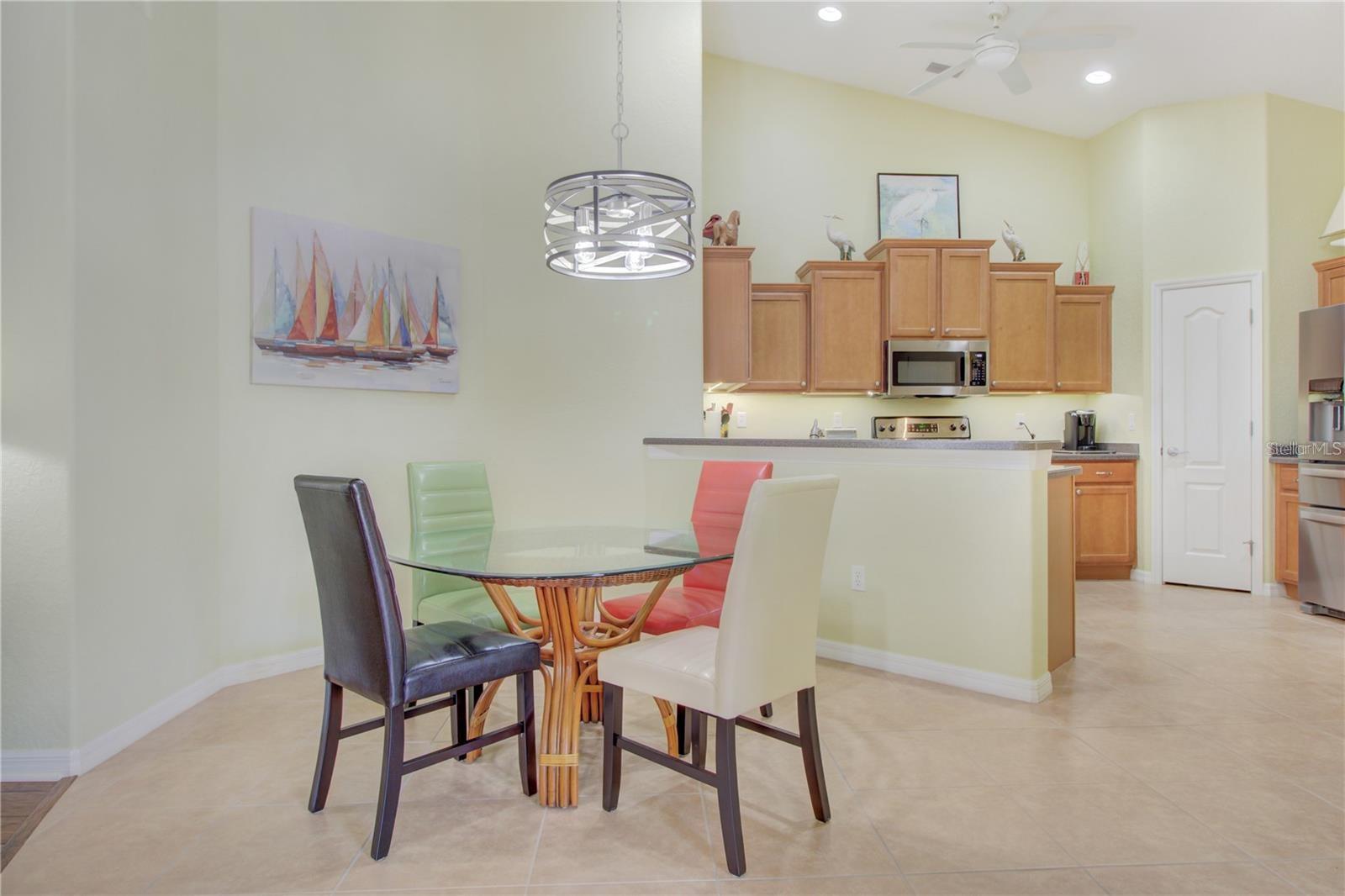 Image 17 of 40 For 3533 Lakewood Boulevard