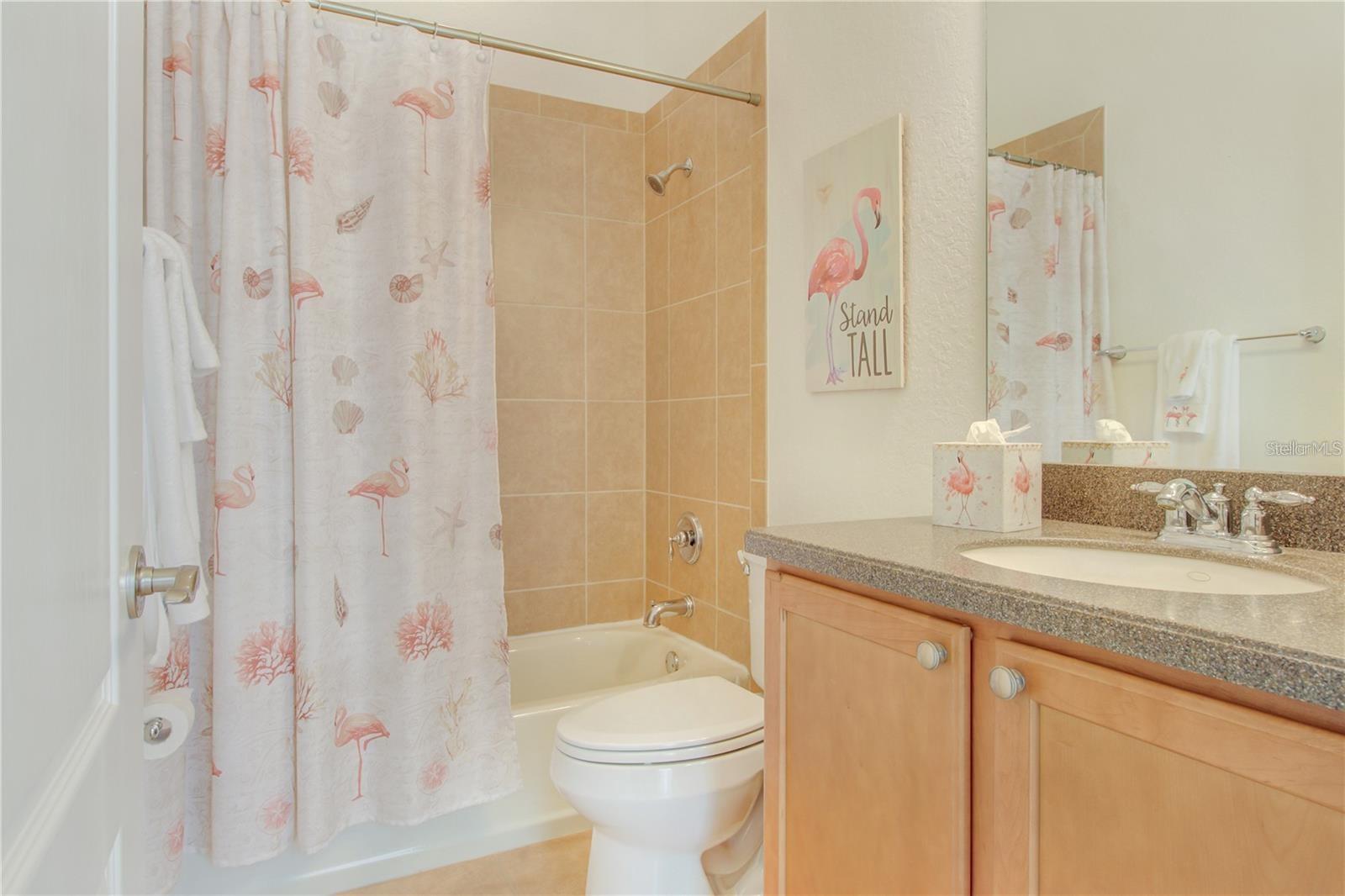 Image 23 of 40 For 3533 Lakewood Boulevard