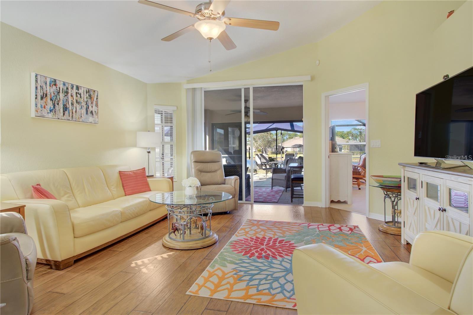 Image 9 of 40 For 3533 Lakewood Boulevard