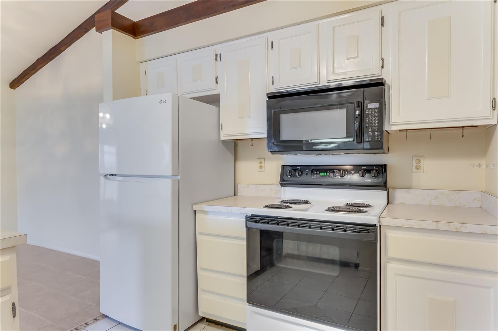 Image 16 of 42 For 5688 Mashie Circle