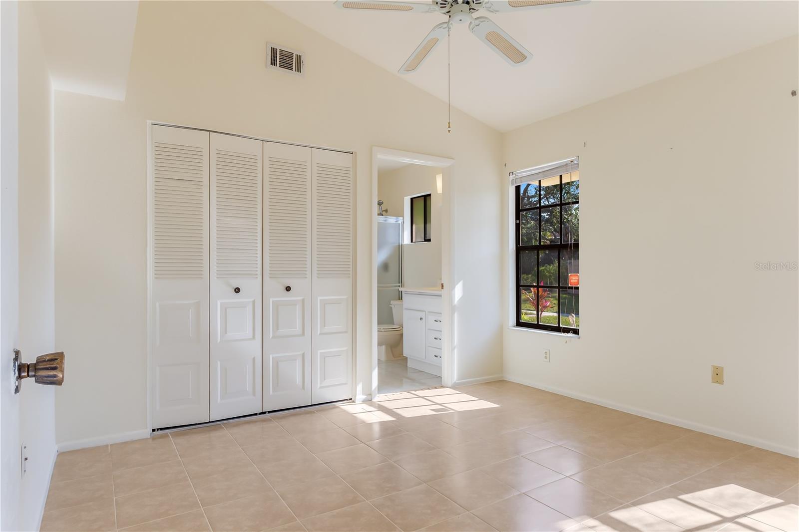 Image 17 of 42 For 5688 Mashie Circle