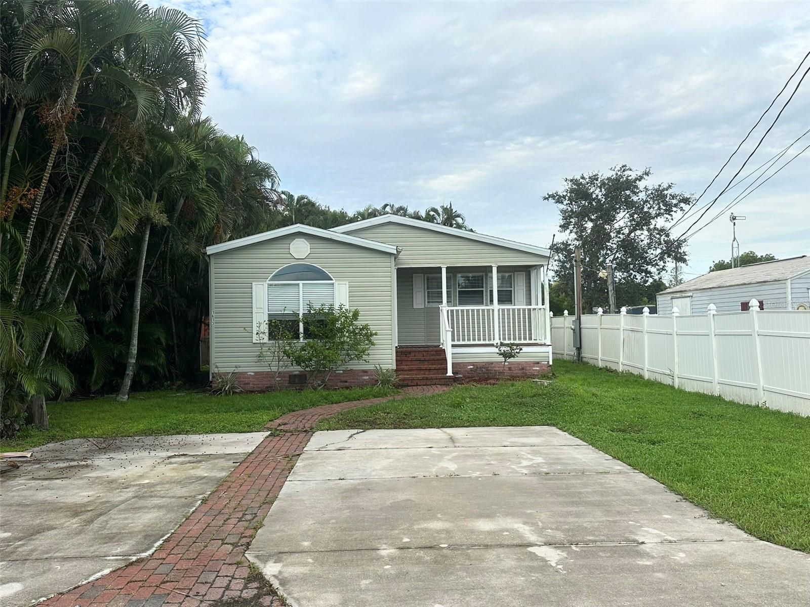 Details for 1613 Woodlawn Avenue, PUNTA GORDA, FL 33950