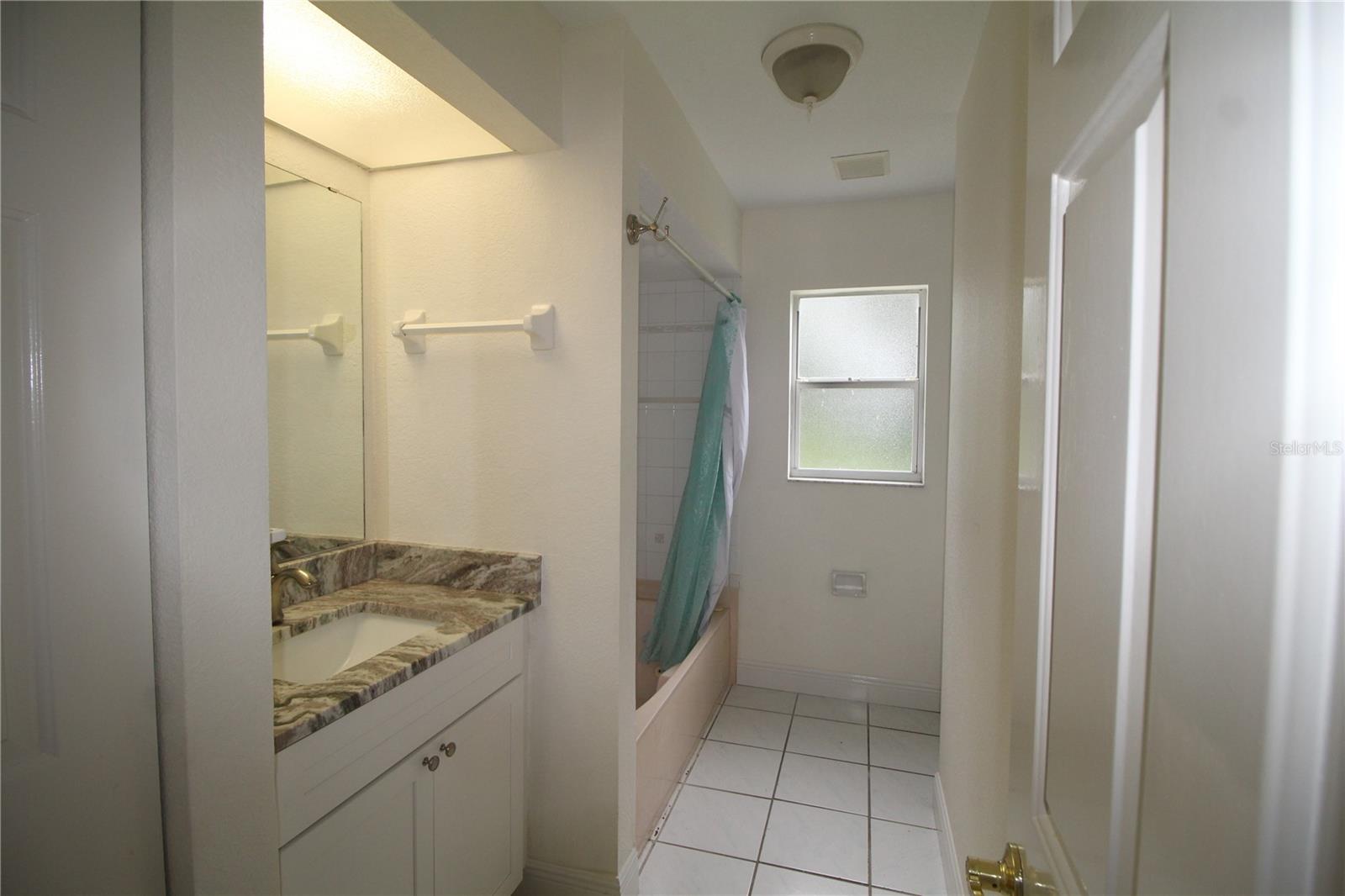 Image 6 of 11 For 3952 Suburban Lane