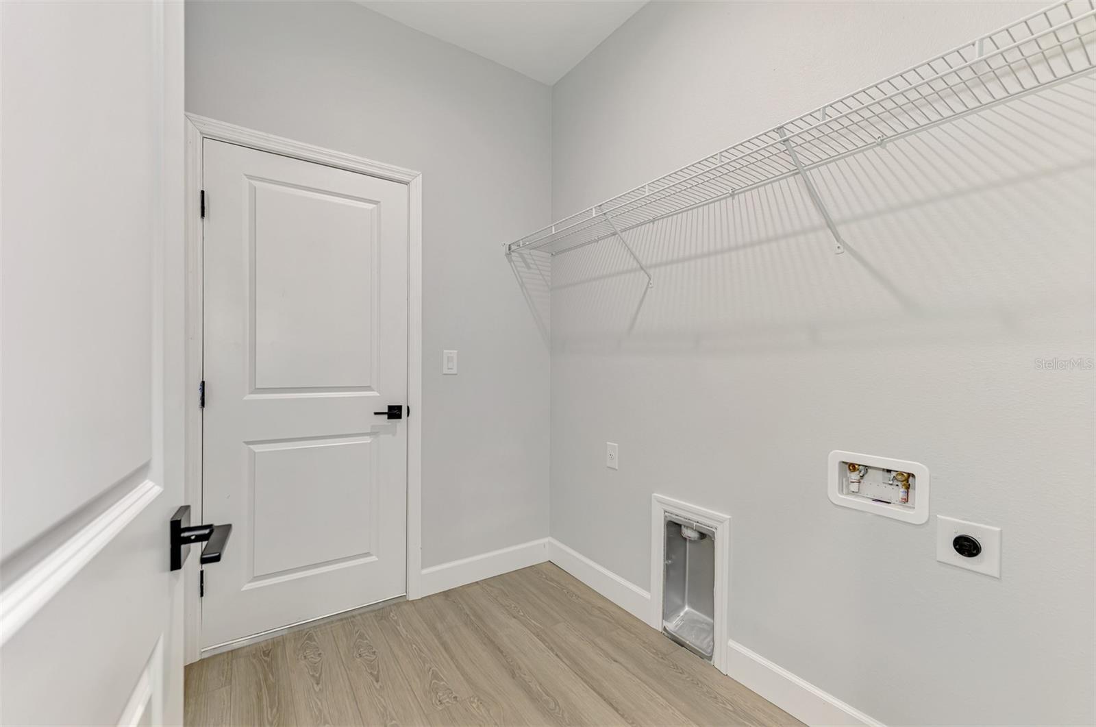 Image 36 of 52 For 2324 Fintonrod Street