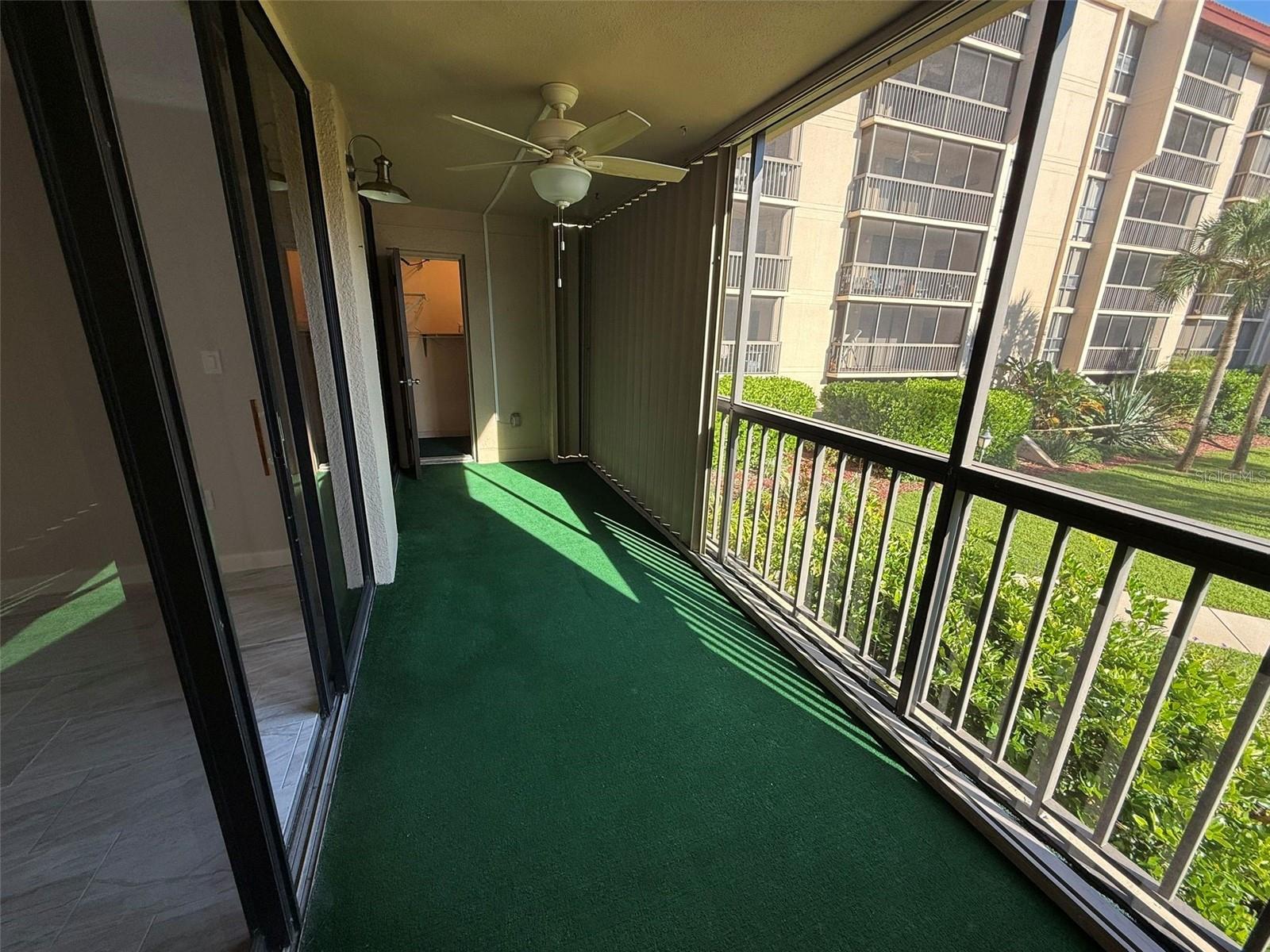 Image 15 of 20 For 21405 Olean Boulevard 227