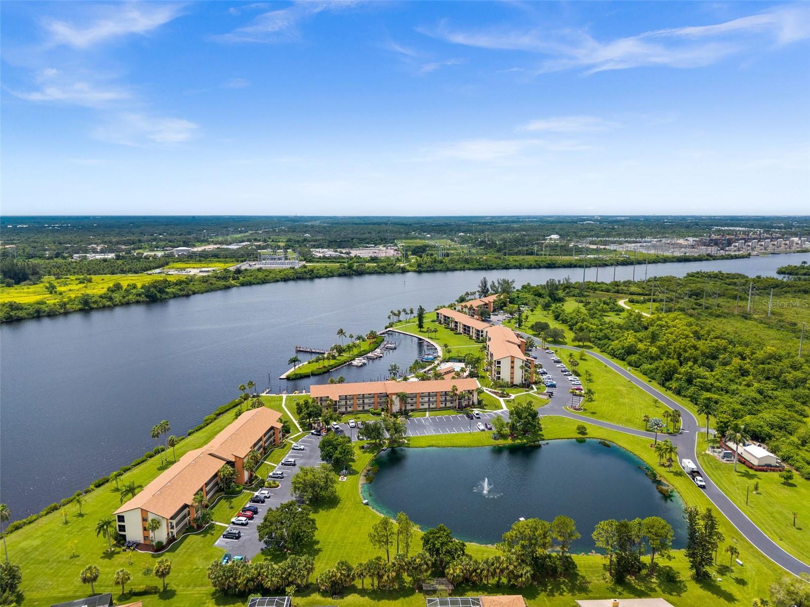 Image 46 of 48 For 16150 Bay Pointe Boulevard 107