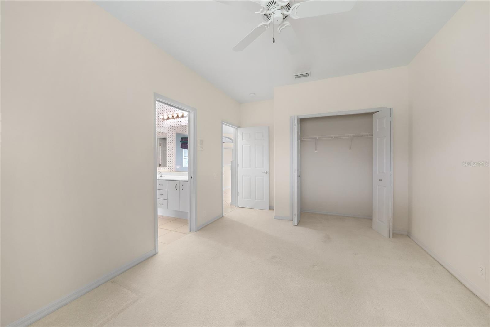 Image 23 of 38 For 1762 Queen Palm Way