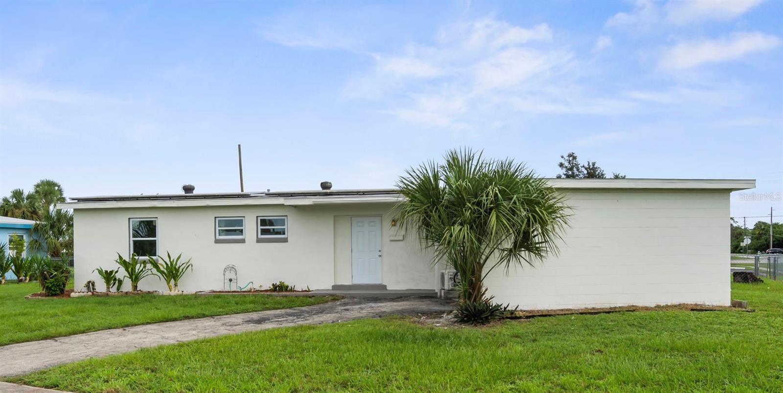 Image 3 of 27 For 21530 Glendale Avenue